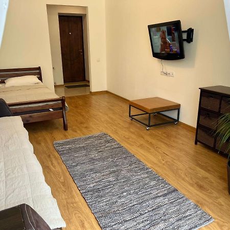 New Apartment "Family Estate" Kamianets Podilskyi Bagian luar foto